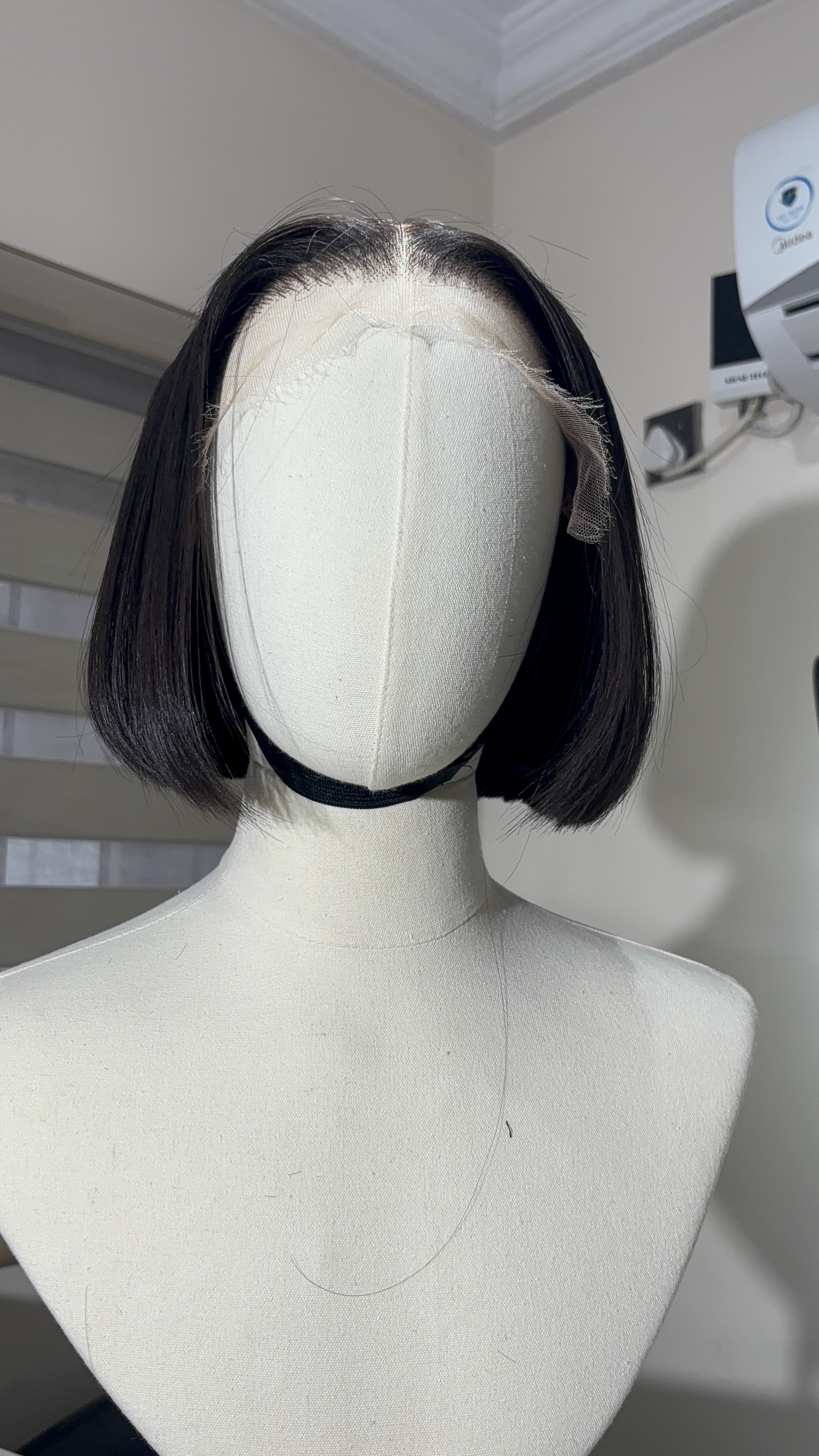 Bella Bob 8”
