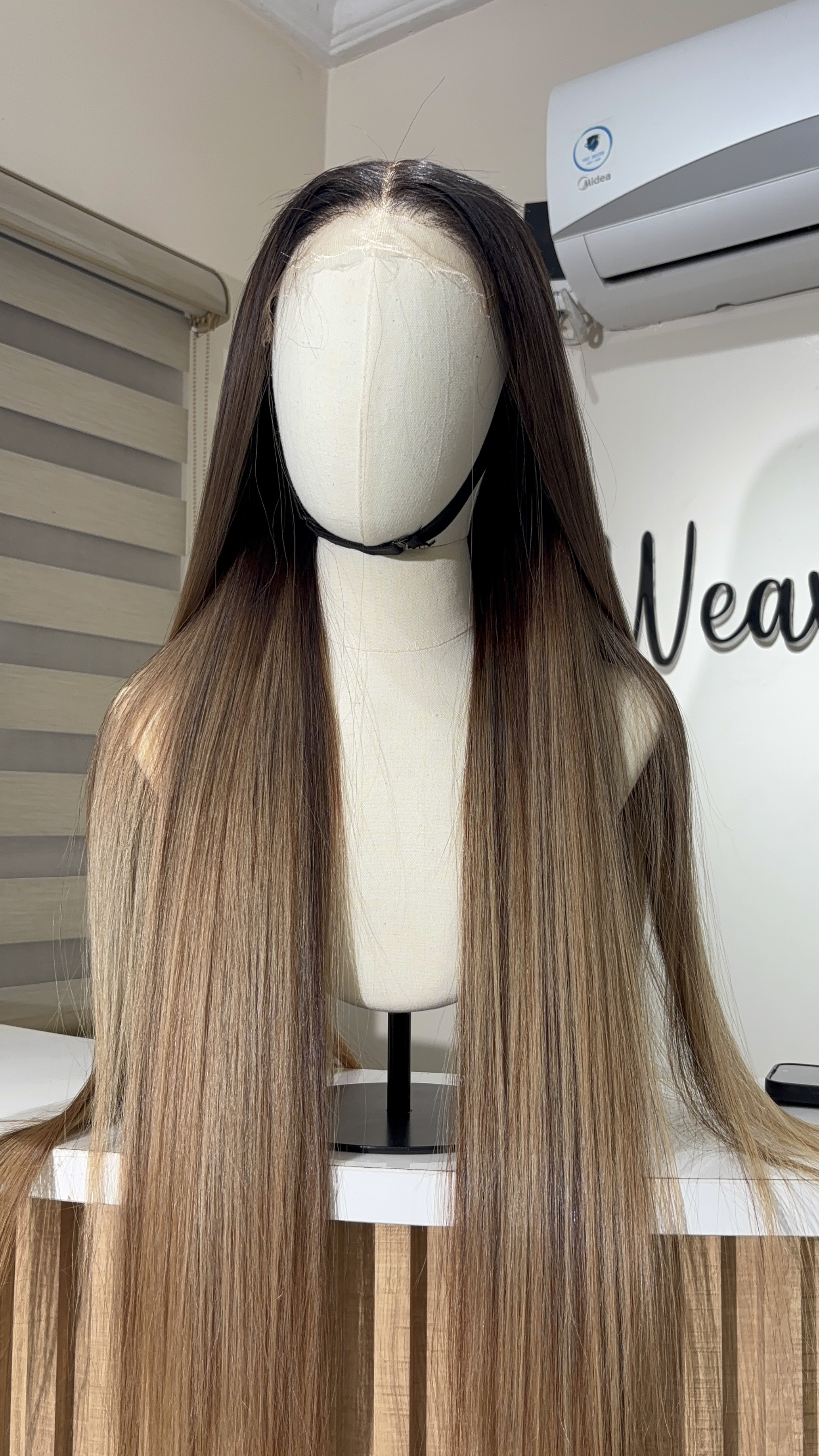 Elena unit